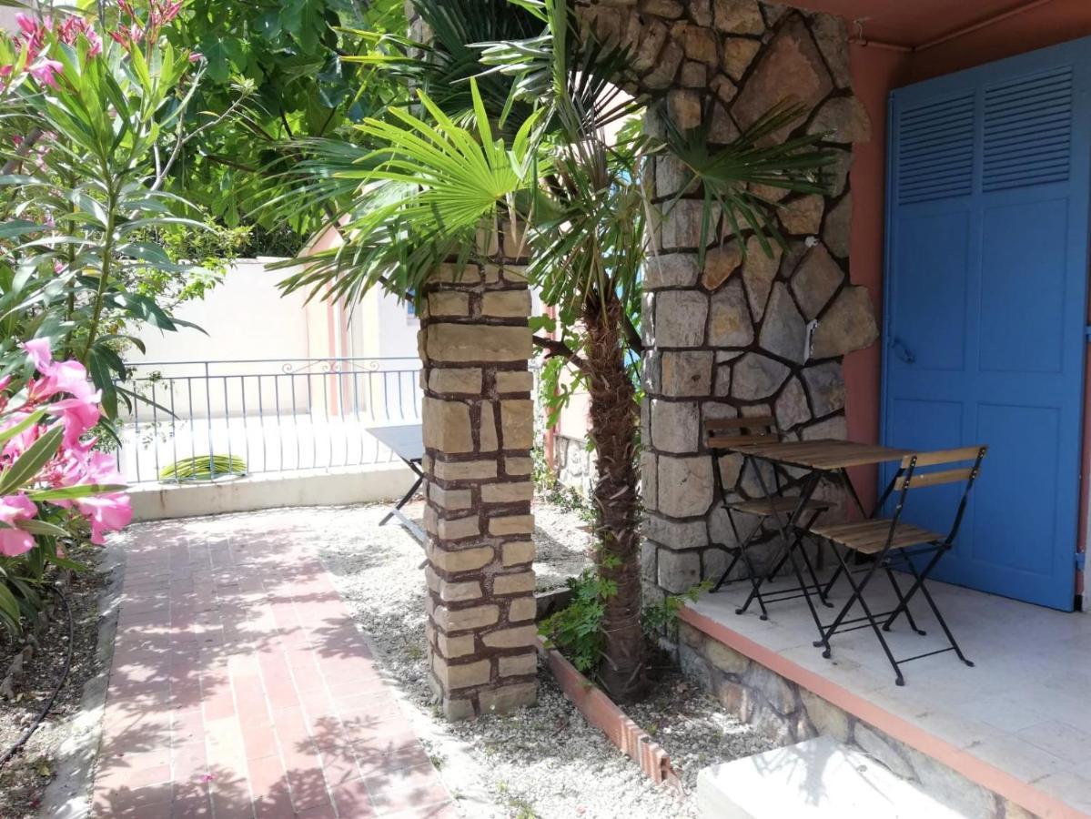 Beaux Appartements 3 Pieces Avec Espaces Exterieurs Et Parking - Proche Plage Hyères Екстериор снимка
